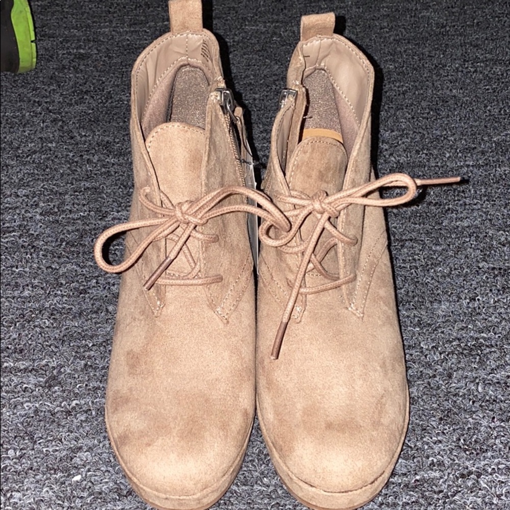 DV wedges